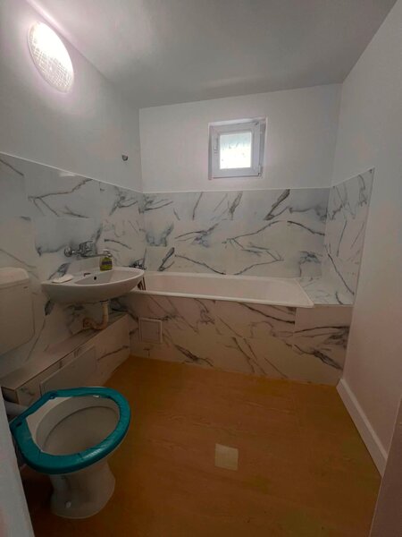 Dristor Apartament 3 camere 70 mp 2 bai La 8 minute de metrou