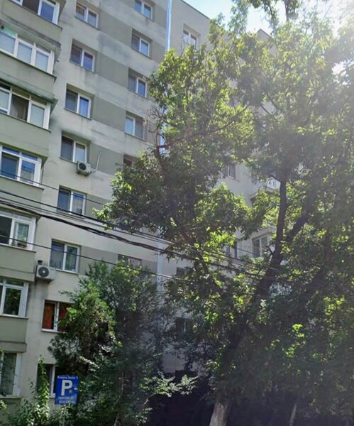 Dristor Apartament 3 camere 70 mp 2 bai La 8 minute de metrou
